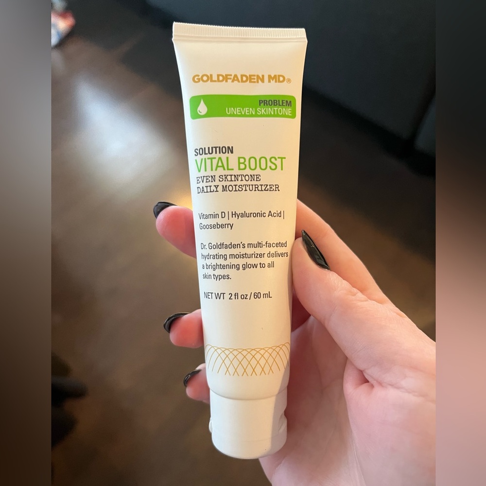 *SOLD* Goldfaden Vital Boost Moisturizer - Picture 2 of 4
